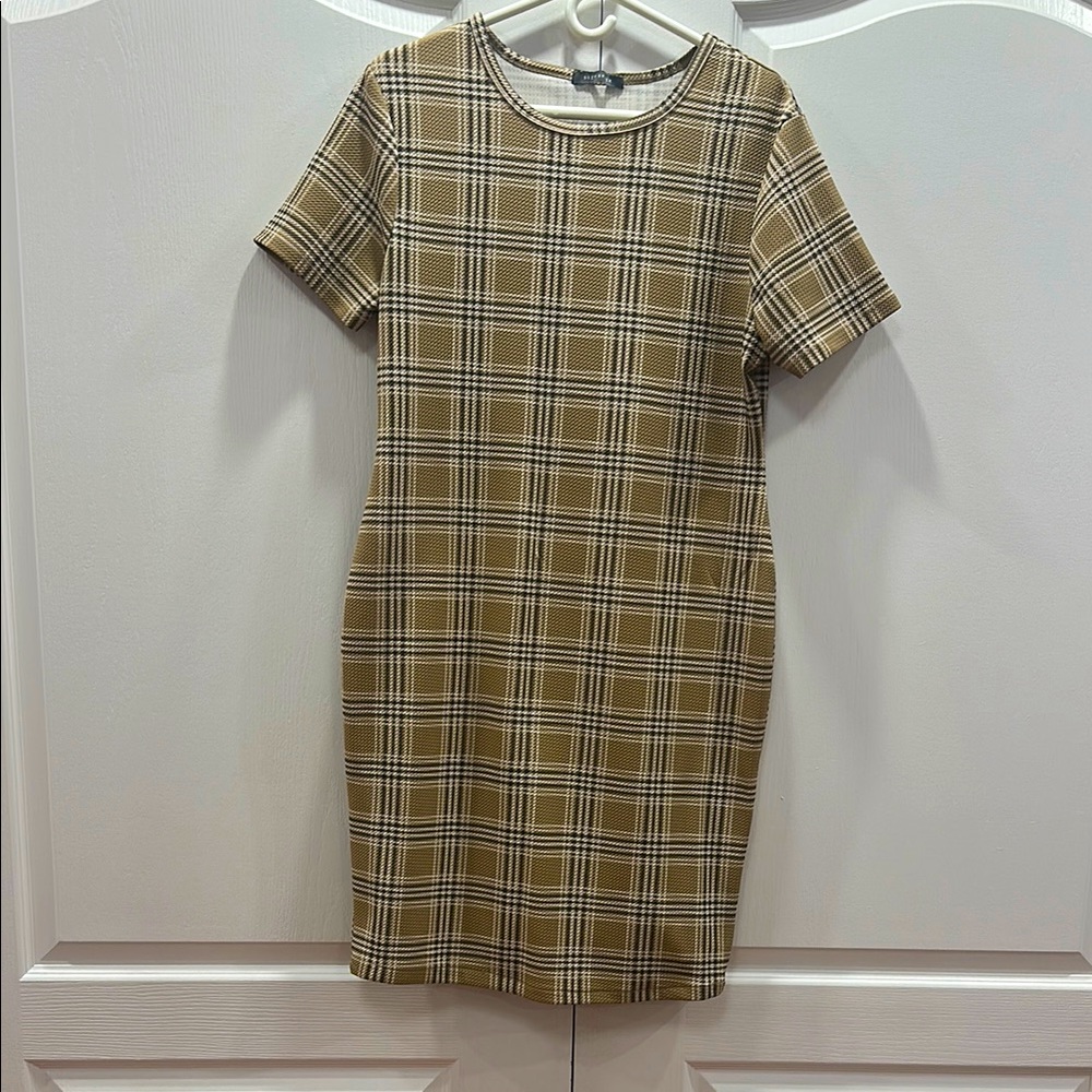 Plaid Tan Dress XL
